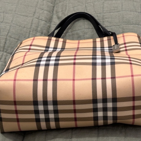 Burberry London Nova Check handbag - Picture 3 of 12